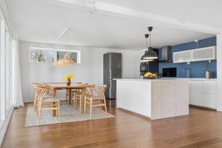 Lovely Holiday Home Near Beach And Nature - 4