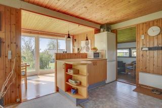 Cozy Cottage Close To The Beach And Attractions - 4