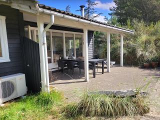 Natural Plot Fireplace And True West Coast - 0