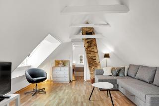 Atmospheric Holiday Home With Spa And Garden - 3