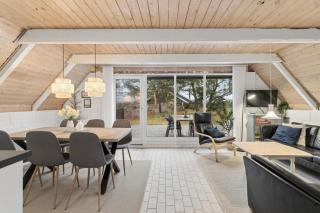 Charming Summer House With A Lovely Large Terrace - 7