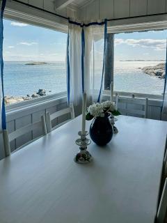 Family Cabin By The Sea With Private Pier - 2