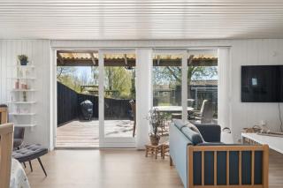 Holiday Home For 6 Near Beach And Hals Town - 3