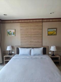 Little Bear Guest House and Restaurant - 2