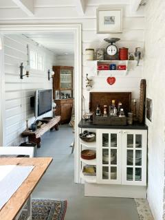 Charming Log Cabin On Brønnøya - 1
