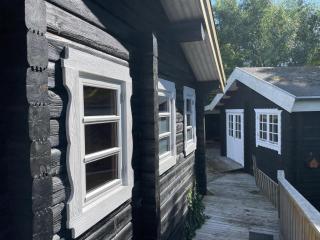 Cozy Log Cabin With A Panoramic View - 4