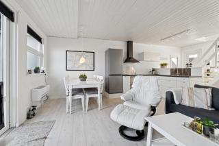Seafront Holiday Home 4 Ppl 30 M Sea - 6