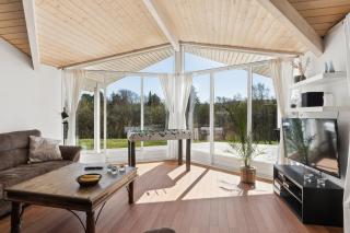 Spa Holiday Home By Høve Beach - 5