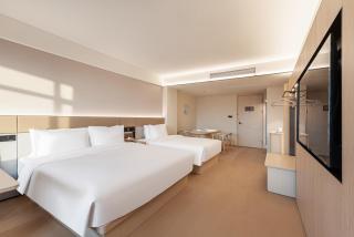 Zhangjiajie JI Hotel- New hotel, Free pick up service, Free shuttle service for Tianmen Mount Cableway, Smart Hotel&Root Service,King Koil mattress, Toursim Service&English Customer Service - 2