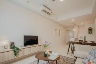 Chambers Residence Cozy Stay Apartment - 8