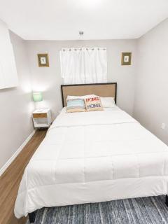 Cozy Luxury Stay, WiFi and Fully Equipped - 2