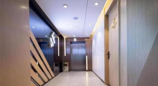 ZMAX Hotels Shenzhen Lianhuacun Metro Station - 1