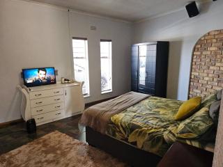 Heather Private Guesthouse - 2