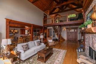 Haven at Headwaters Long-range Mountain Views Pet Friendly with Game room - 4