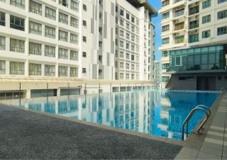 Lovely Pool View Stay Above DPulze Mall #DP7 - 6