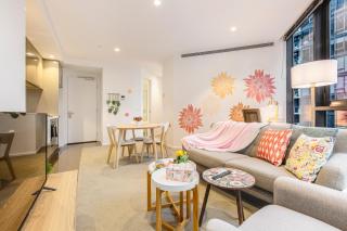2BR Prime Spot! Steps from Crown & Yarra River - Melbourne - 6