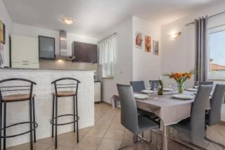 Villa Stella With Pool And Sauna - Happy Rentals - 7