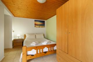 Studio Liana - Frikes - 7
