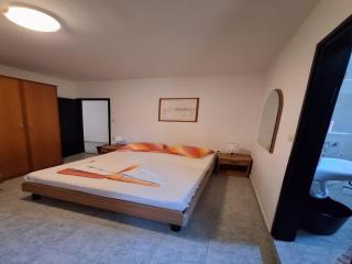 Apartments Dalmatin uljana - Superior Studio Apartment 2 - 1