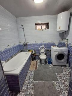 Genghis guesthouse - 1