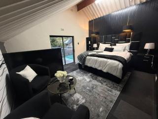 Emerald Crest Guesthouse - 0