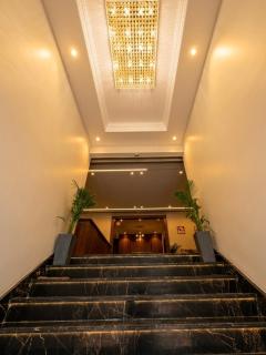 Kamay The Premium Hotel - 1