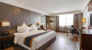 Echeng Hotel Wuhan Optics Valley Square Yangjiawan Metro Station - 6