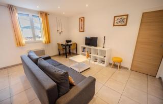 Lisa - Spacious Terrace Ground floor - by Tgb - 6