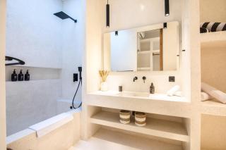 Lush 2BR Villa, 4min to Bingin's Coastal Escape - 1