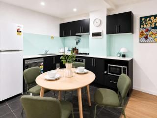 Brunswick Convenience 1BR Home - 3