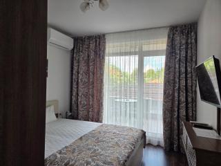 Azaria - 3