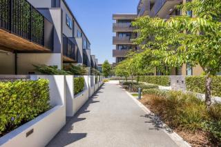 Spacious Inner City Townhouse - Sleeps up to 10 - 7