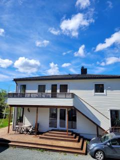 Strandheimen Guesthouse - 8