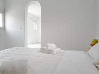 Almond Deluxe Suite - 0
