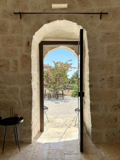 Trullo With Stone Pool In Ceglie Messapica - 7