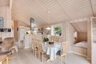 Cozy Cottage In Lyngså Near Sæby - 6