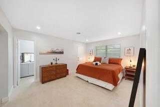 Hollywood Hills by Dream Vacation - 7