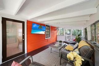 Miami Cottage by Dream Vacation - 9