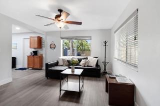 Peacock Villa 2 by Dream Vacation - 3