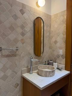 Las Palmas Luxury Golf Villa 4-BR Getaway - 2