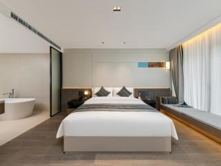 Furong Internationa Grand Hotel-Free pick-up - Free gym & pool - English service -The Only International Luxury Hotel in Furong Town - 1