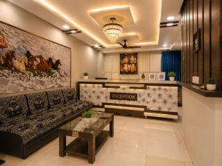 Hotel Apollo Sp Ring Road Odhav Ahemdabad - 1
