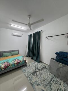 JR Hillview Homestay - 4