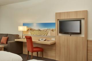 H+ Hotel Darmstadt - Darmstadt - 8