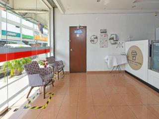 OYO 90559 Ummul Motel C Mart - 2