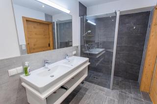 Bergidyll 4 by Alpenidyll Apartments - 2