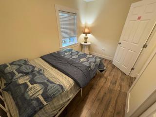 Vancouver Cozy Room Near Knight St, 7 Min from Downtown, Free Parking - 1