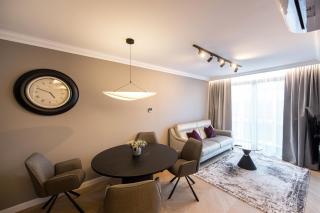 APT 120 Boutique Apartment - 3
