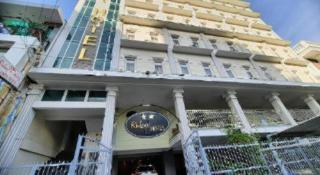 RUBY HOTEL - 2