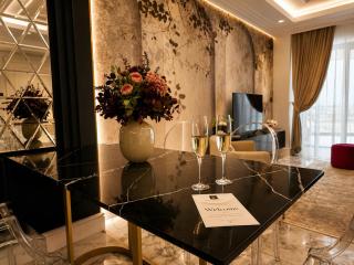 FIRST RESIDENCe - 1